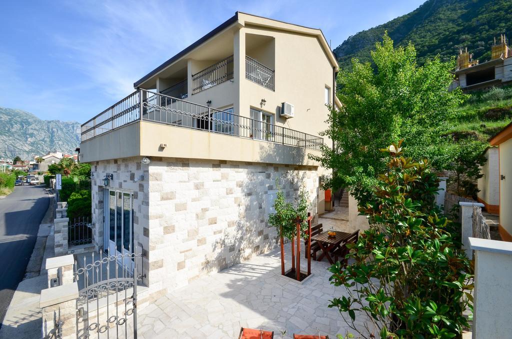 Apartments Cosovic Kotor Exterior foto